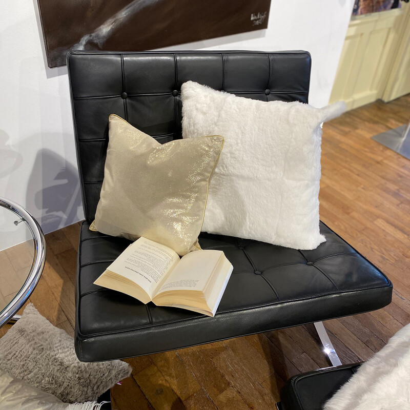 von Hohenstein Fellkissen Rabbit weiß