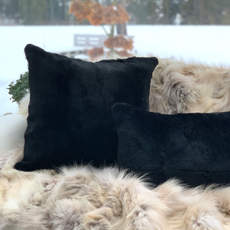 von Hohenstein Fellkissen Rabbit schwarz