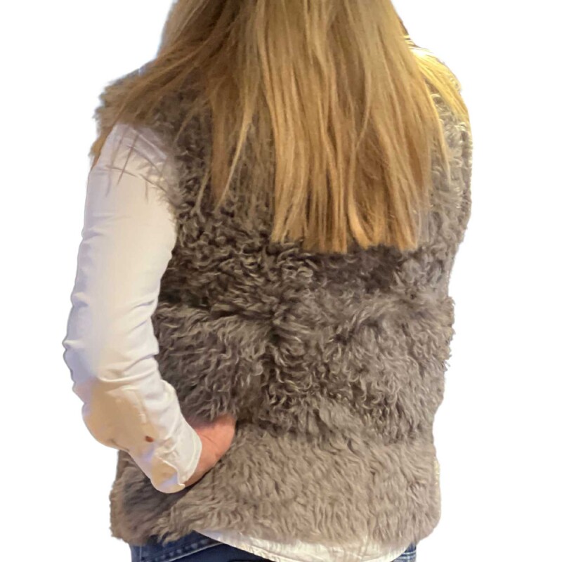 Von Hohenstein Fell Weste Winni Lammfell curly grau